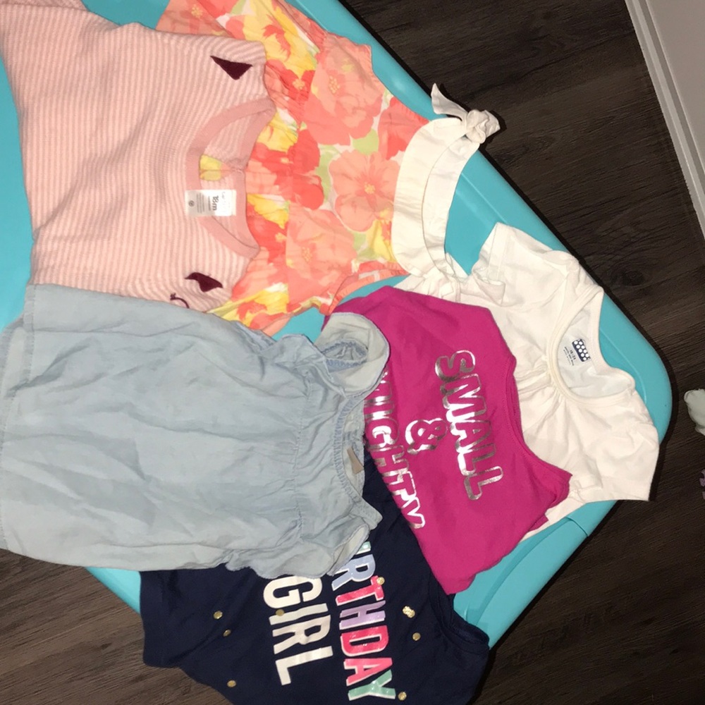5 toddler shirts, 1 sweater